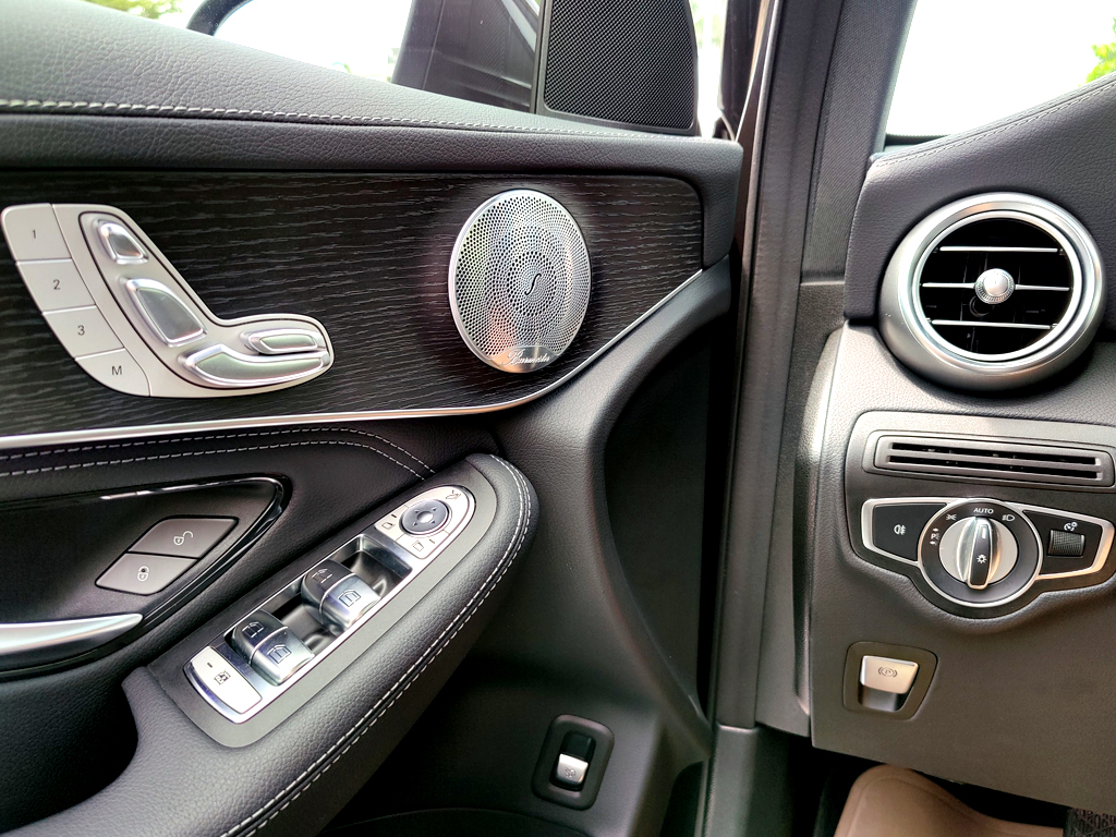 Mercedes GLC 300 2020 Xám