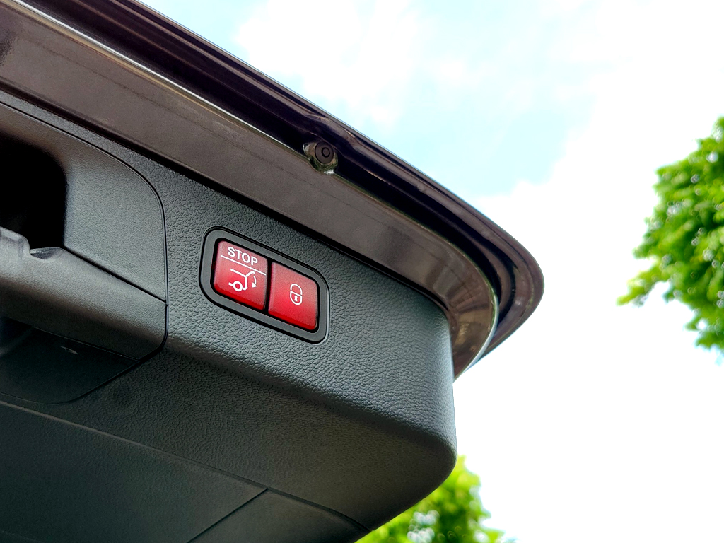 Mercedes GLC 300 2020 Xám