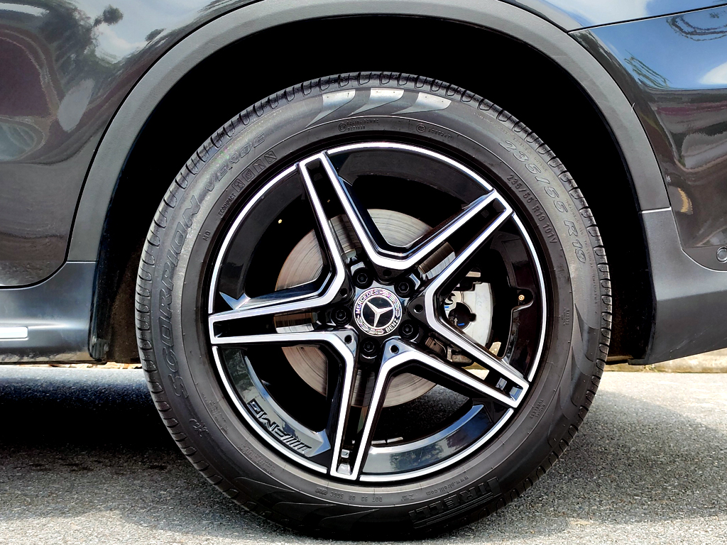 Mercedes GLC 300 2020 Xám