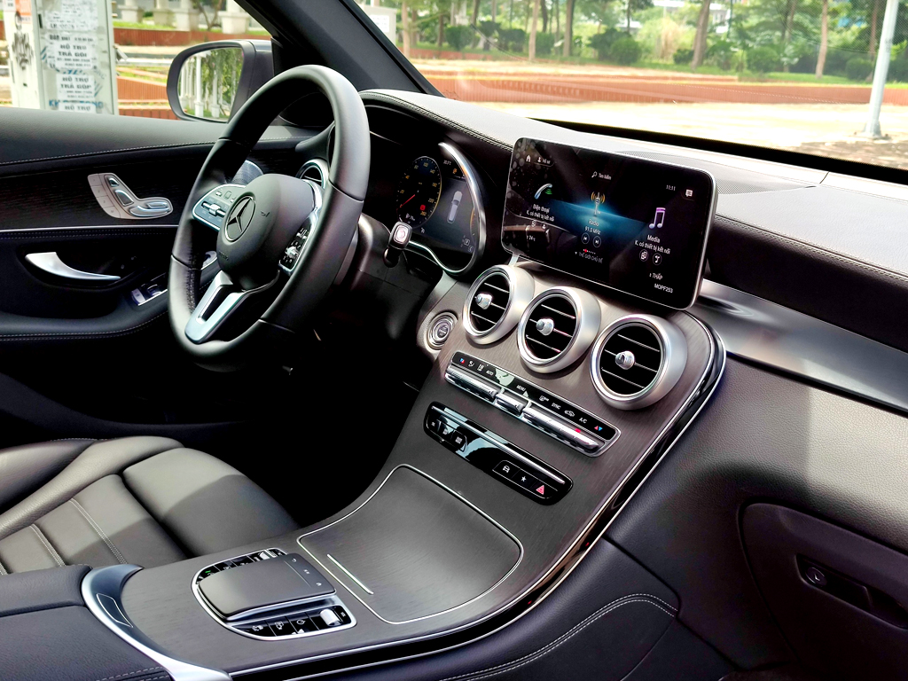 Mercedes GLC 300 2020 Xám