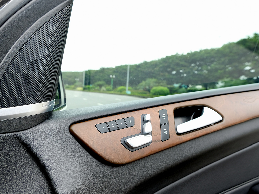 Mercedes GLS 400 2018 Trắng