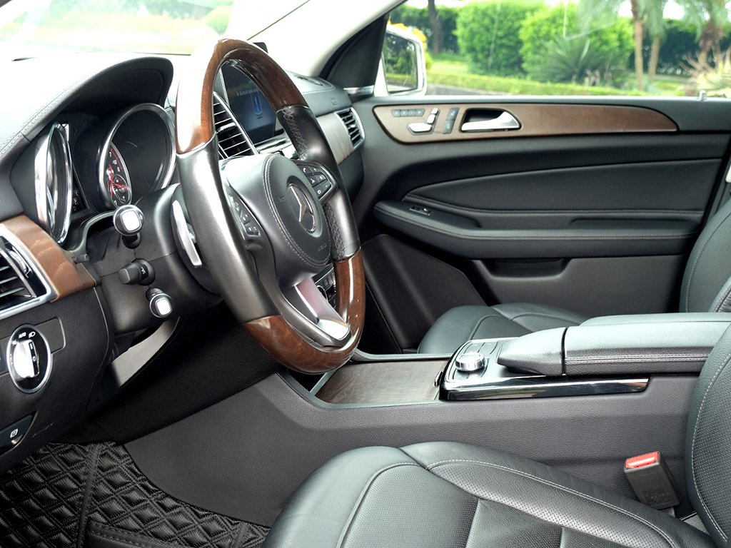 Mercedes GLS 400 2018 Trắng