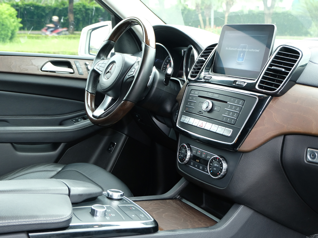 Mercedes GLS 400 2018 Trắng