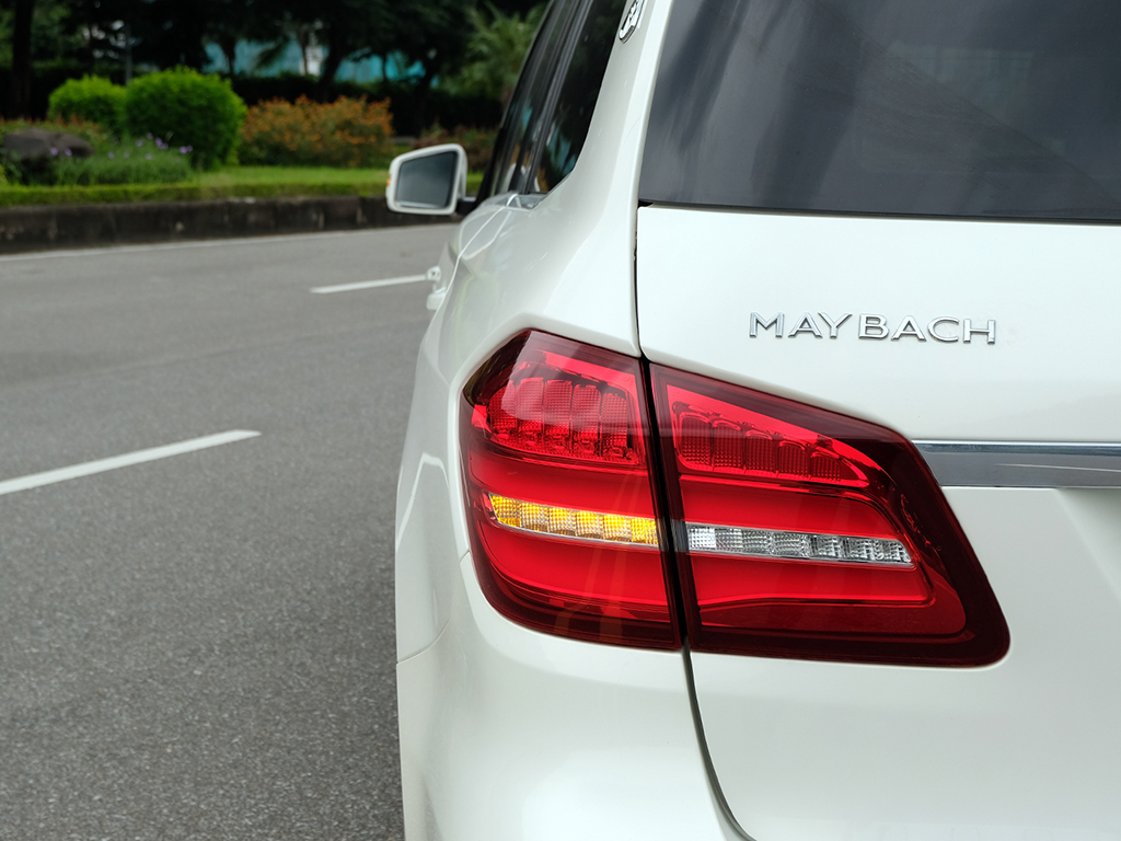 Mercedes GLS 400 2018 Trắng