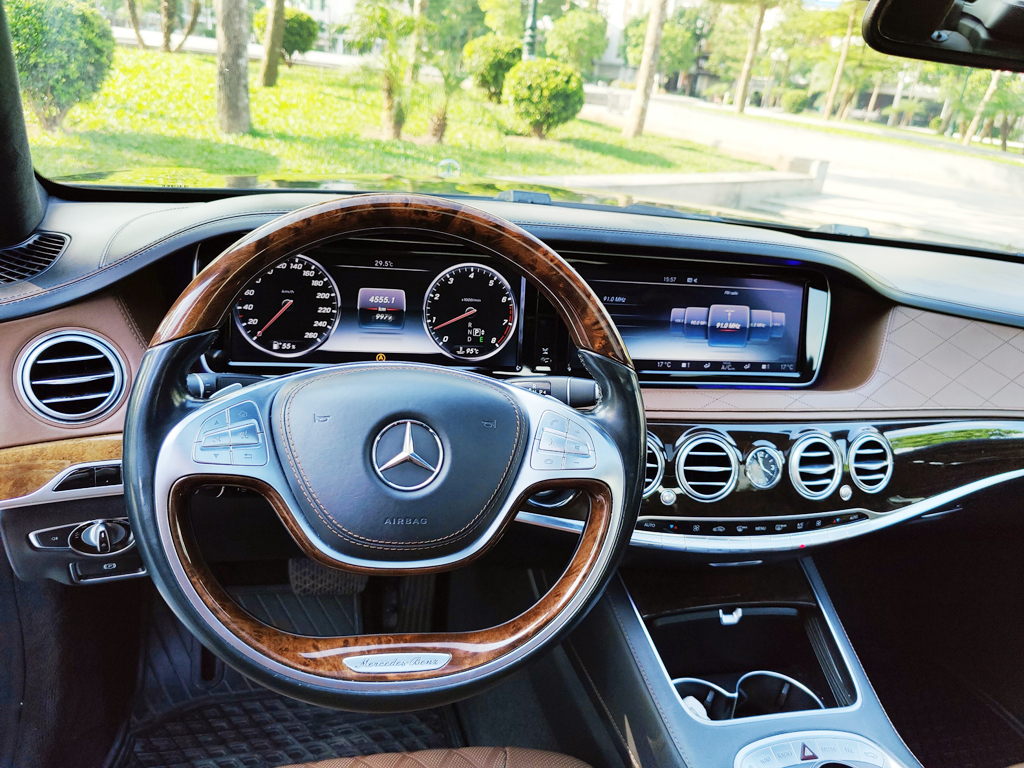 Mercedes S500 Đen 2014