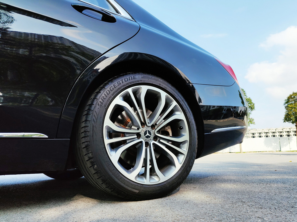 Mercedes S500 Đen 2014
