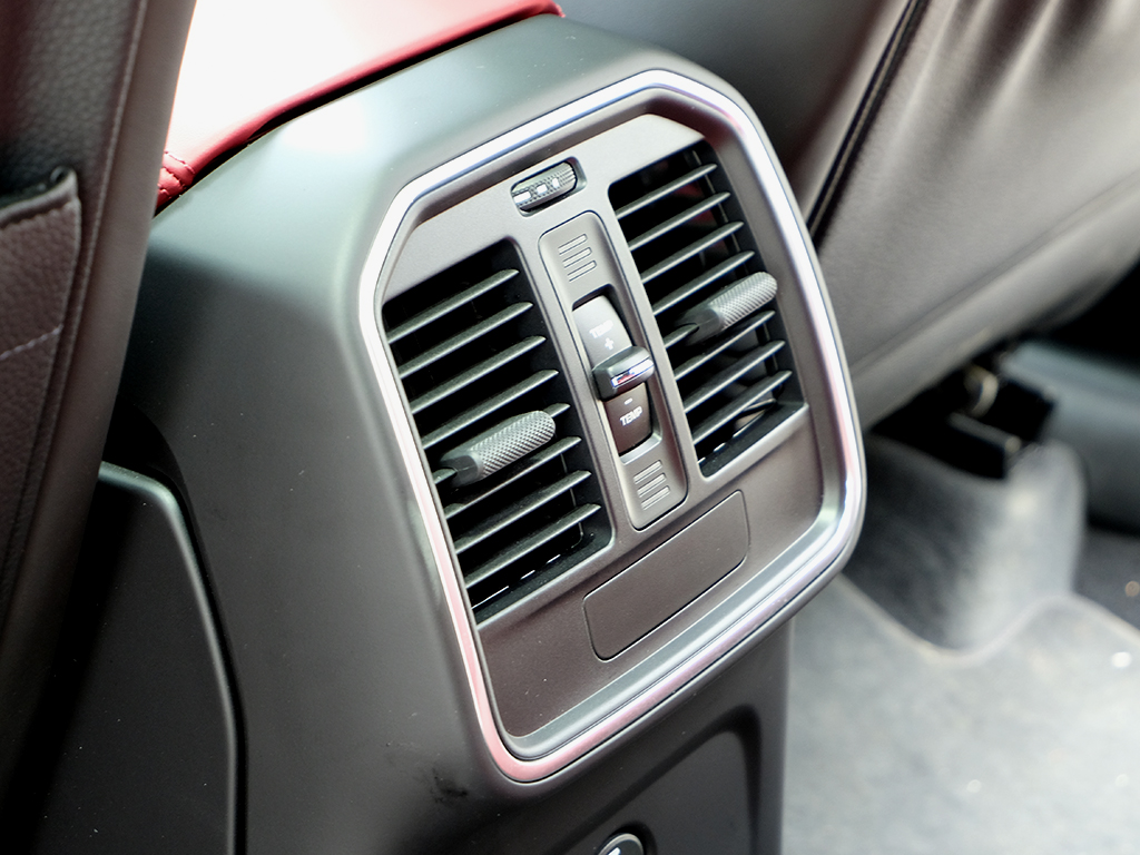 Porsche Macan 2022 Xanh