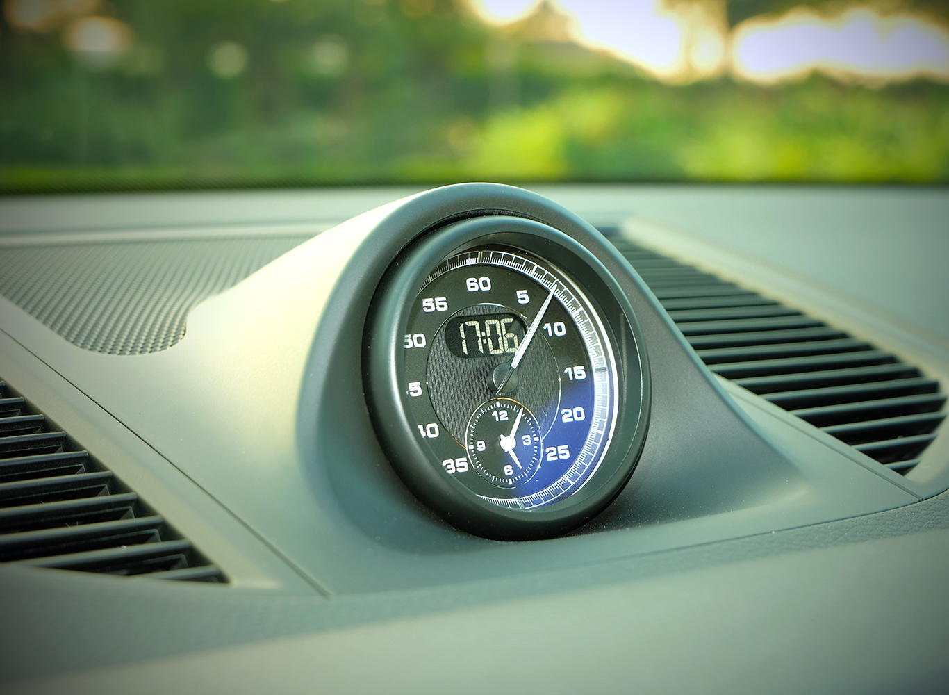 Porsche Macan 2022 Trắng