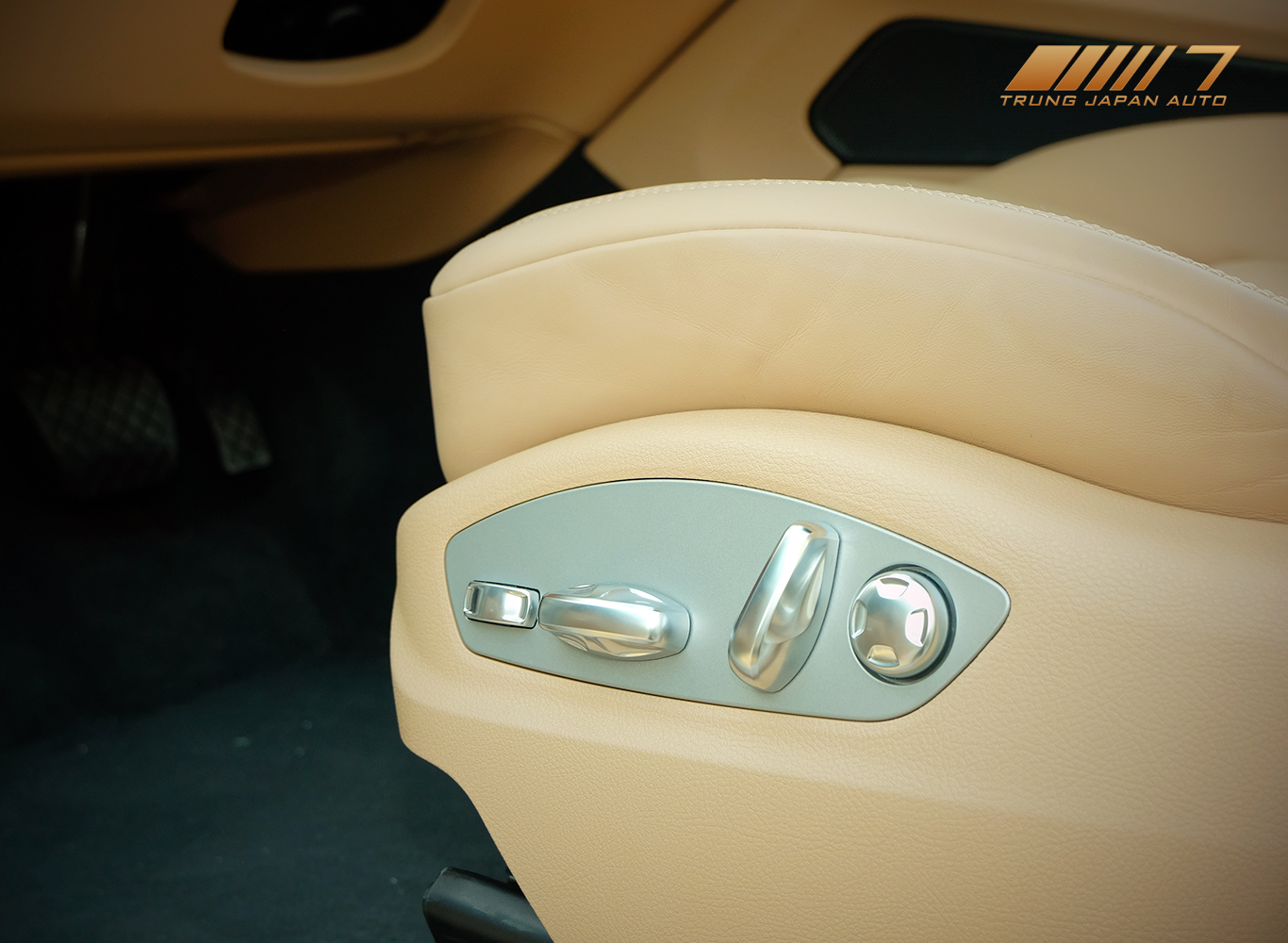 Porsche Macan 2022 Trắng