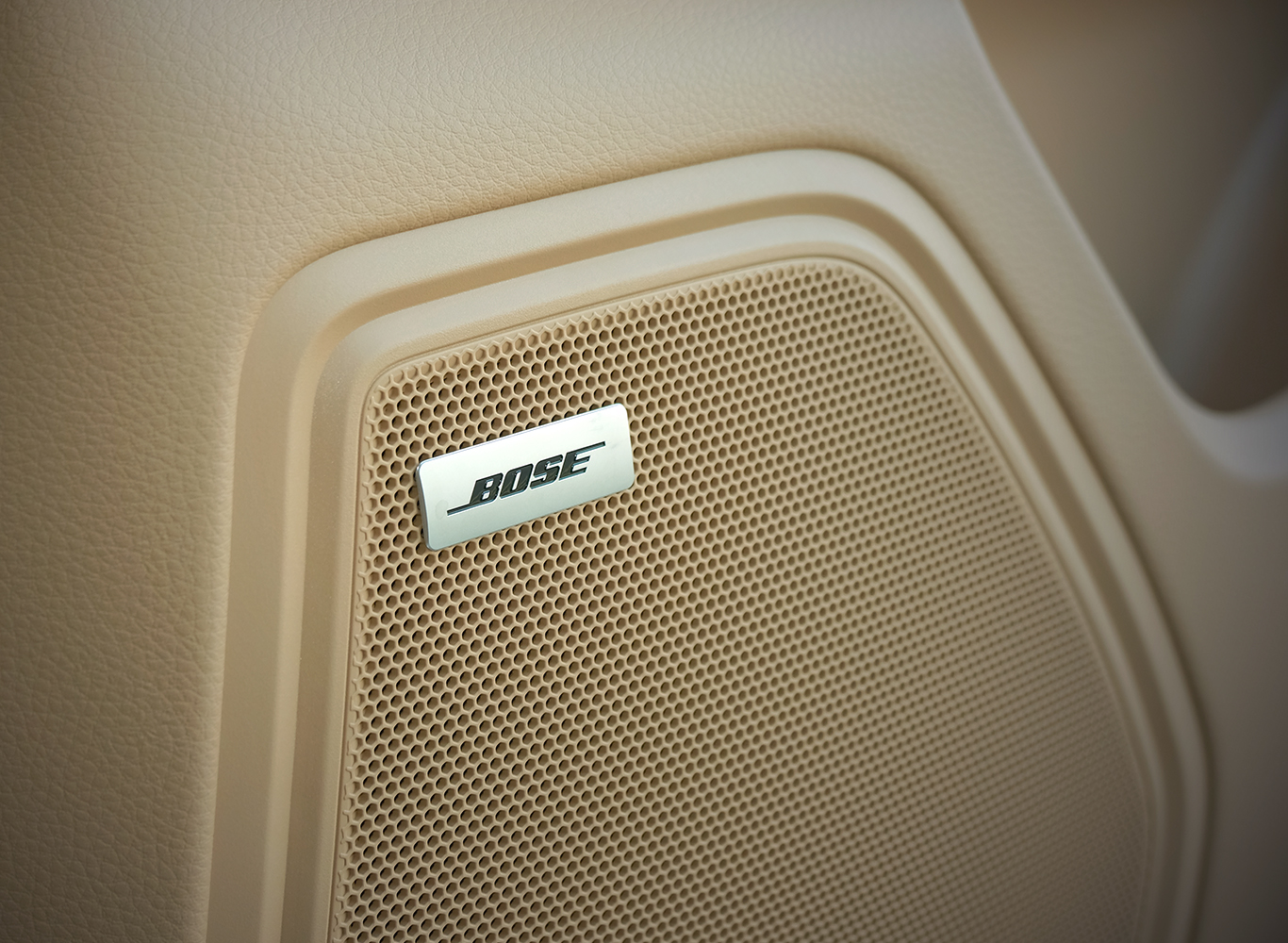 Porsche Macan 2022 Trắng