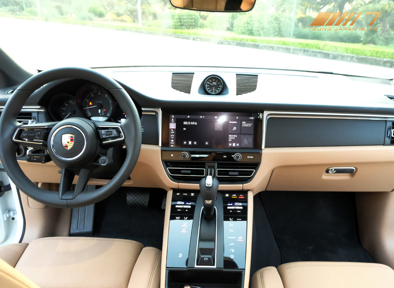 Porsche Macan 2022 Trắng