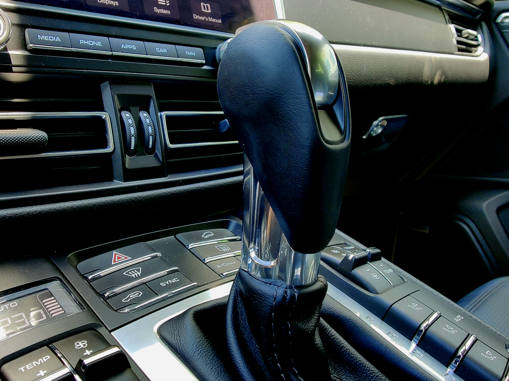 Porsche Macan 2019 Trắng