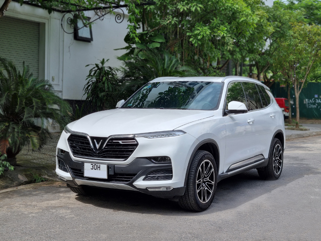 Vinfast Lux SA 2.0 Plus 2021