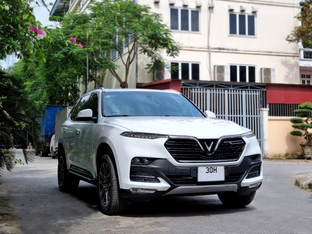 Vinfast Lux SA 2.0 Plus 2021