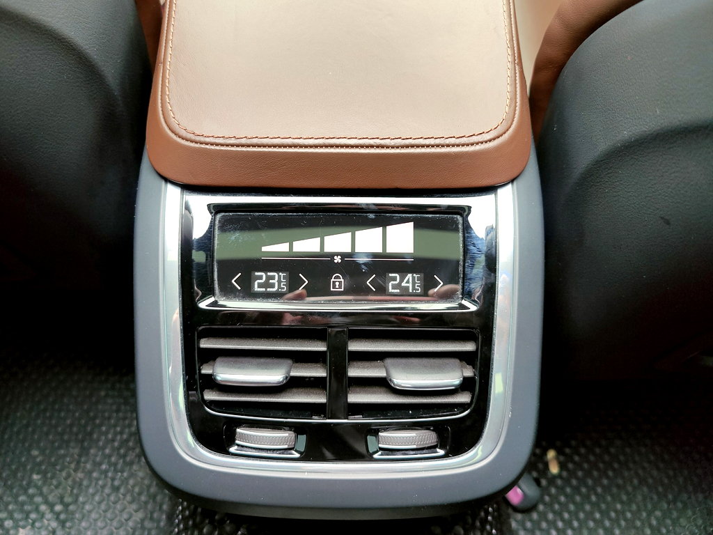 Volvo V90 Cross Country 2018