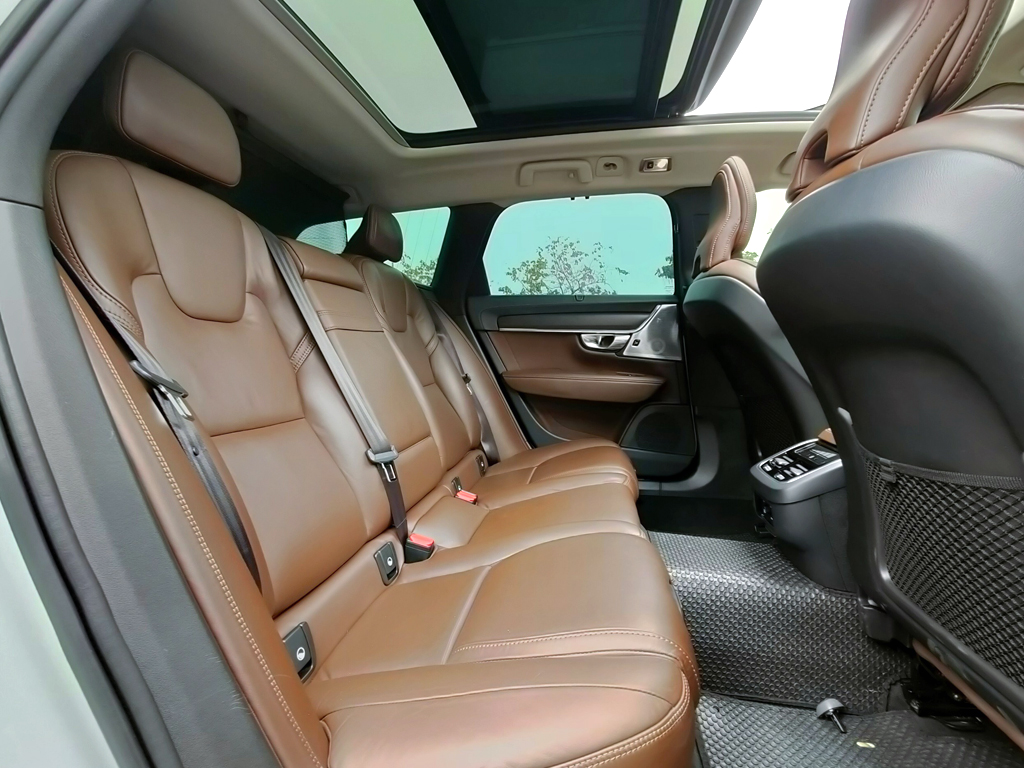 Volvo V90 Cross Country 2018