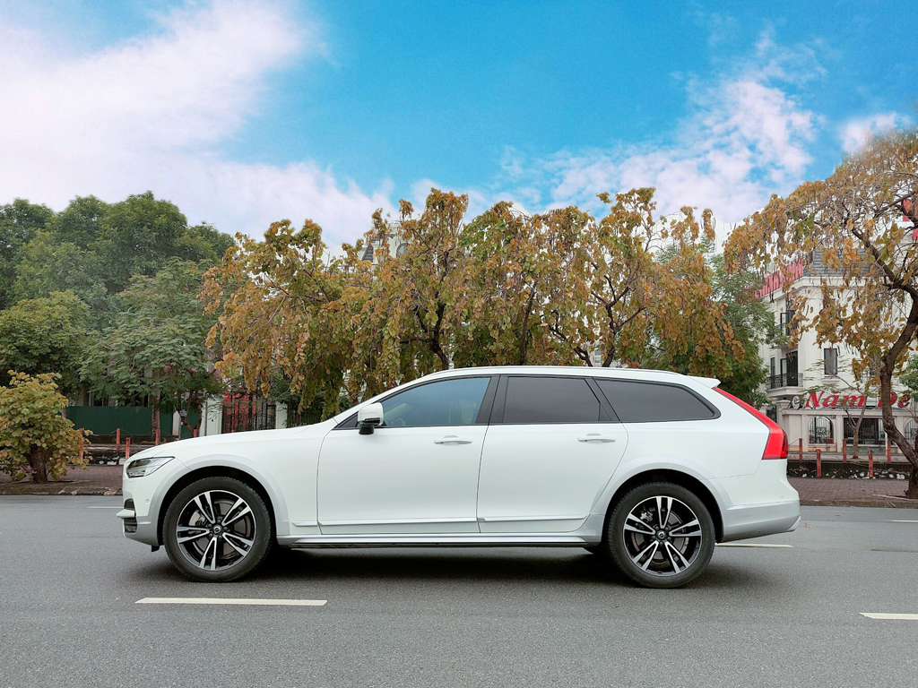 Volvo V90 Cross Country 2018