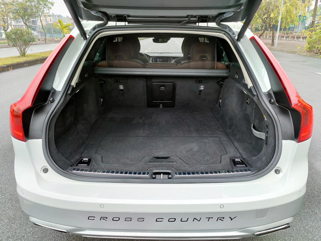 Volvo V90 Cross Country 2018