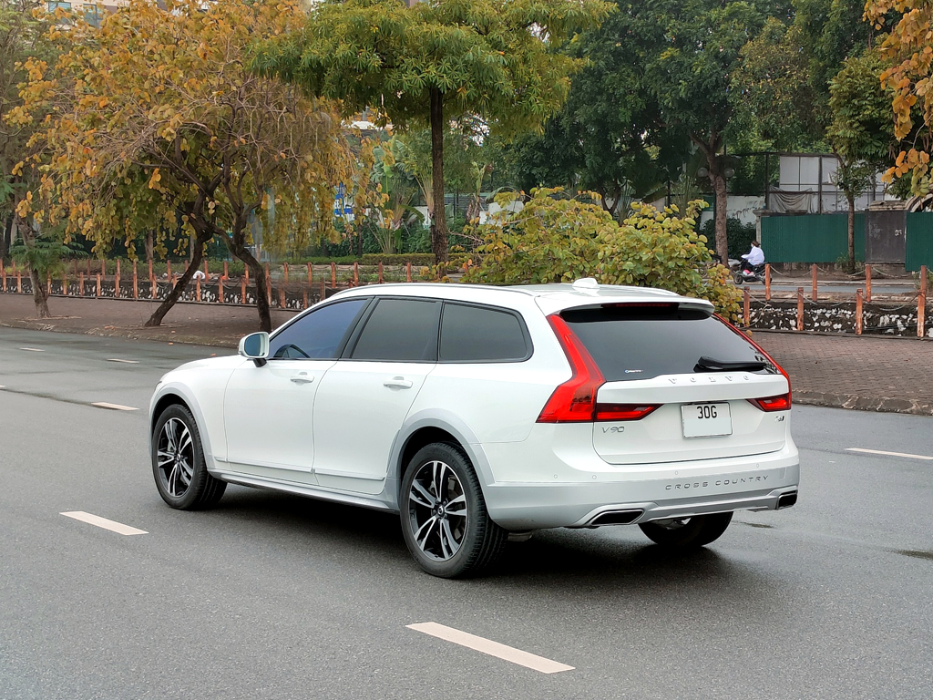Volvo V90 Cross Country 2018