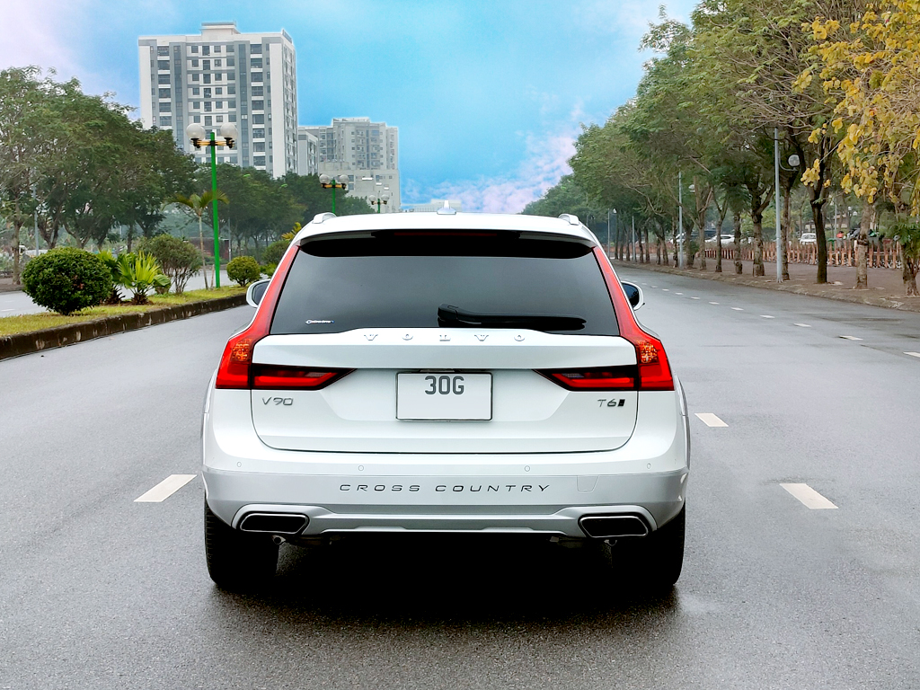 Volvo V90 Cross Country 2018