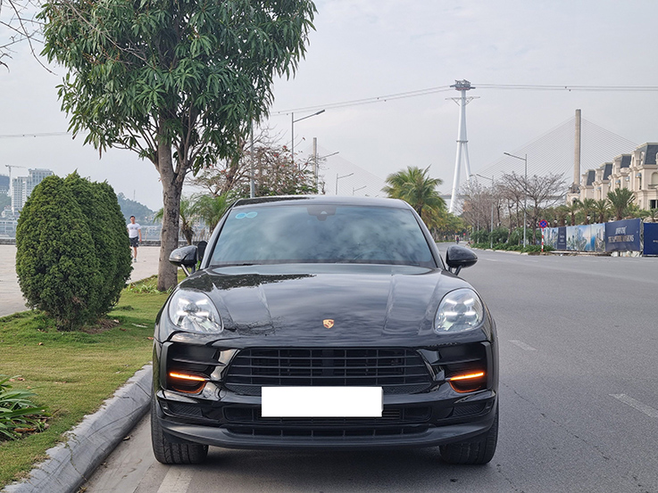 Porsche Macan 2019 (Đen/Nội thất Nâu)