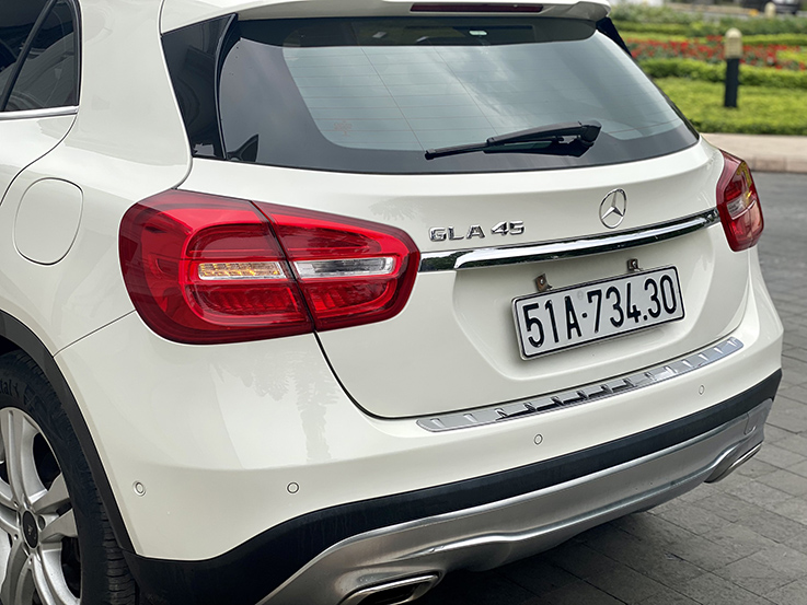Mercedes GLA200 2015 (Trắng/nội thất đen)