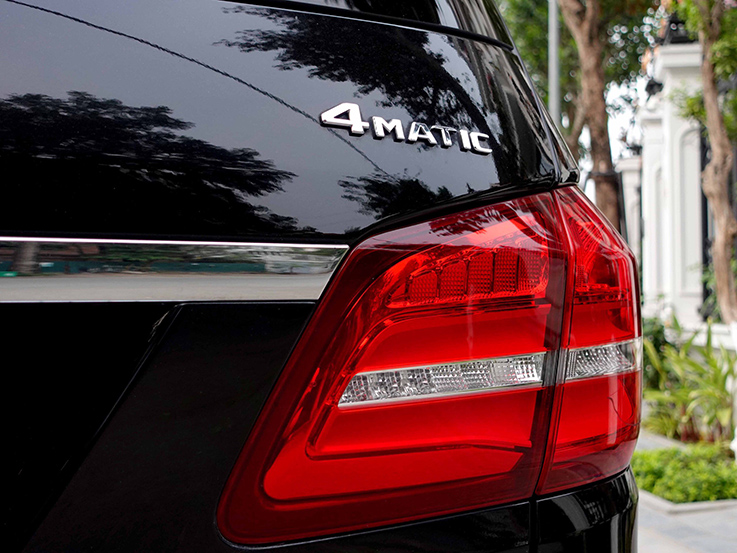 GLS400 2016 (Đen/nội thất nâu)