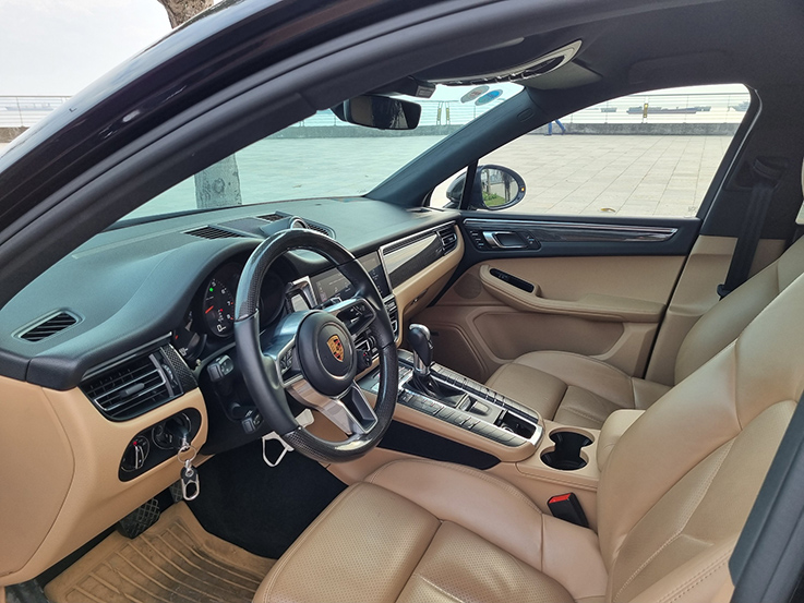 Porsche Macan 2019 (Đen/Nội thất Nâu)