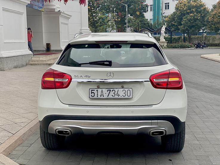 Mercedes GLA200 2015 (Trắng/nội thất đen)