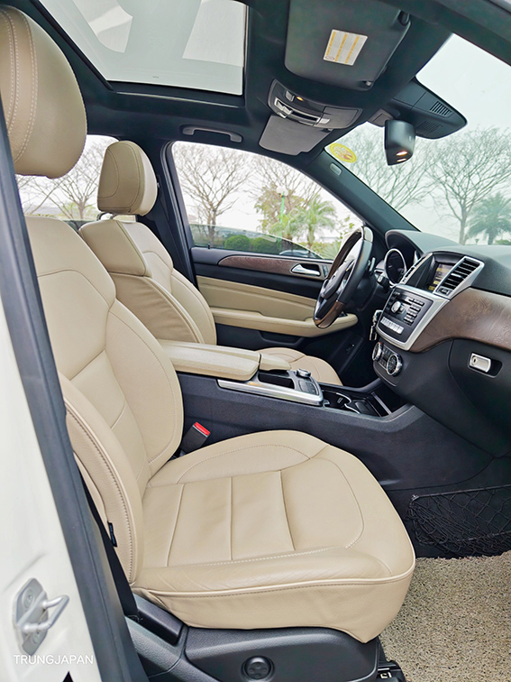 Mercedes ML350 4matic 2012 (Máy xăng/trắng nt kem)