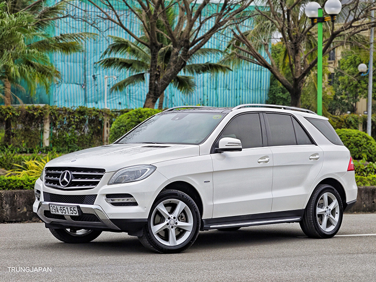 Mercedes ML350 4matic 2012 (Máy xăng/trắng nt kem)