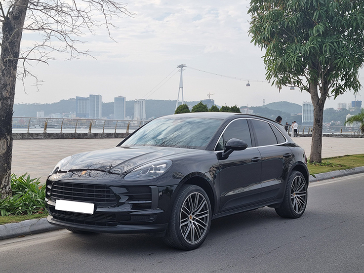 Porsche Macan 2019 (Đen/Nội thất Nâu)