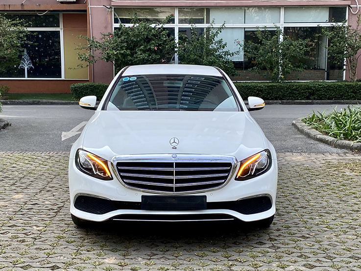 Mercedes Benz E200 2016 (Trắng/nội thất kem)