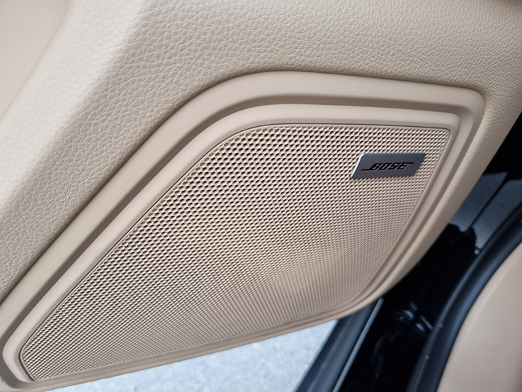 Porsche Macan 2019 (Đen/Nội thất Nâu)