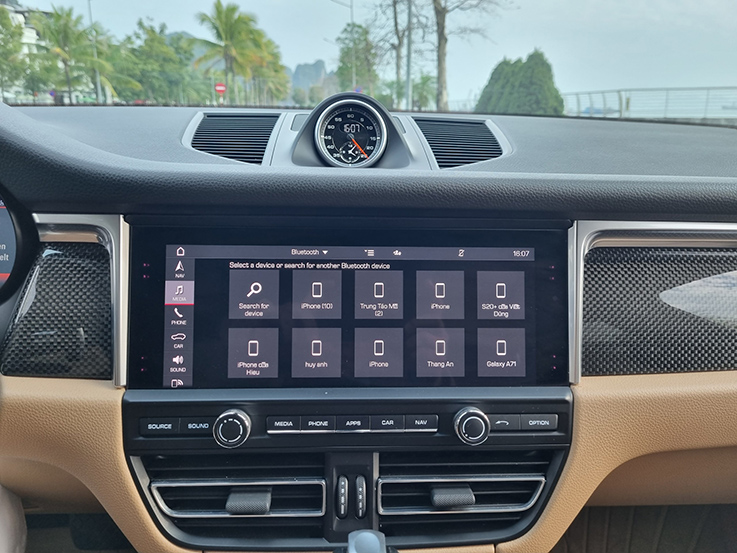 Porsche Macan 2019 (Đen/Nội thất Nâu)