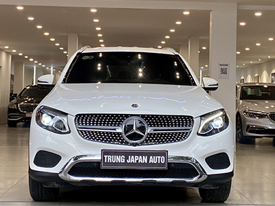 GLC200 2019 Trắng / Nâu