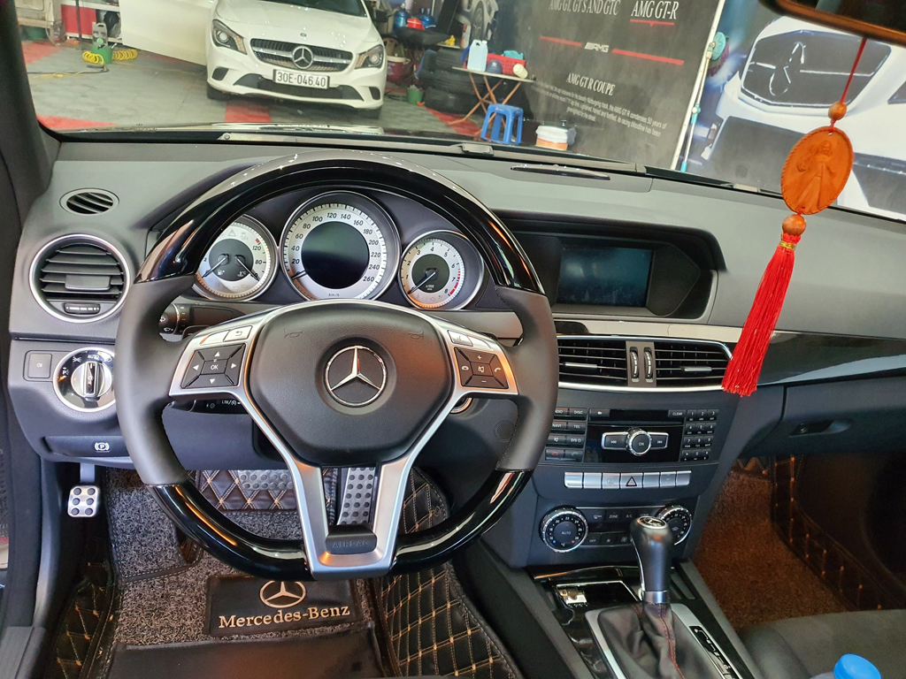Mercedes C300 PLus 2014