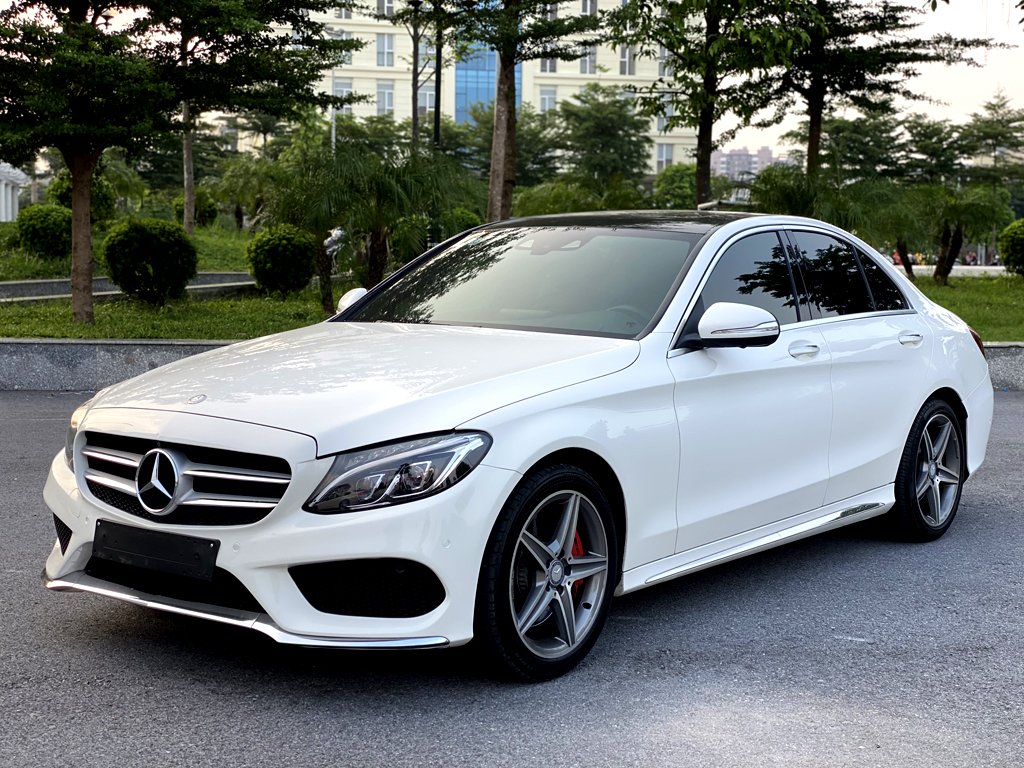 Mercedes C300 AMG 2016
