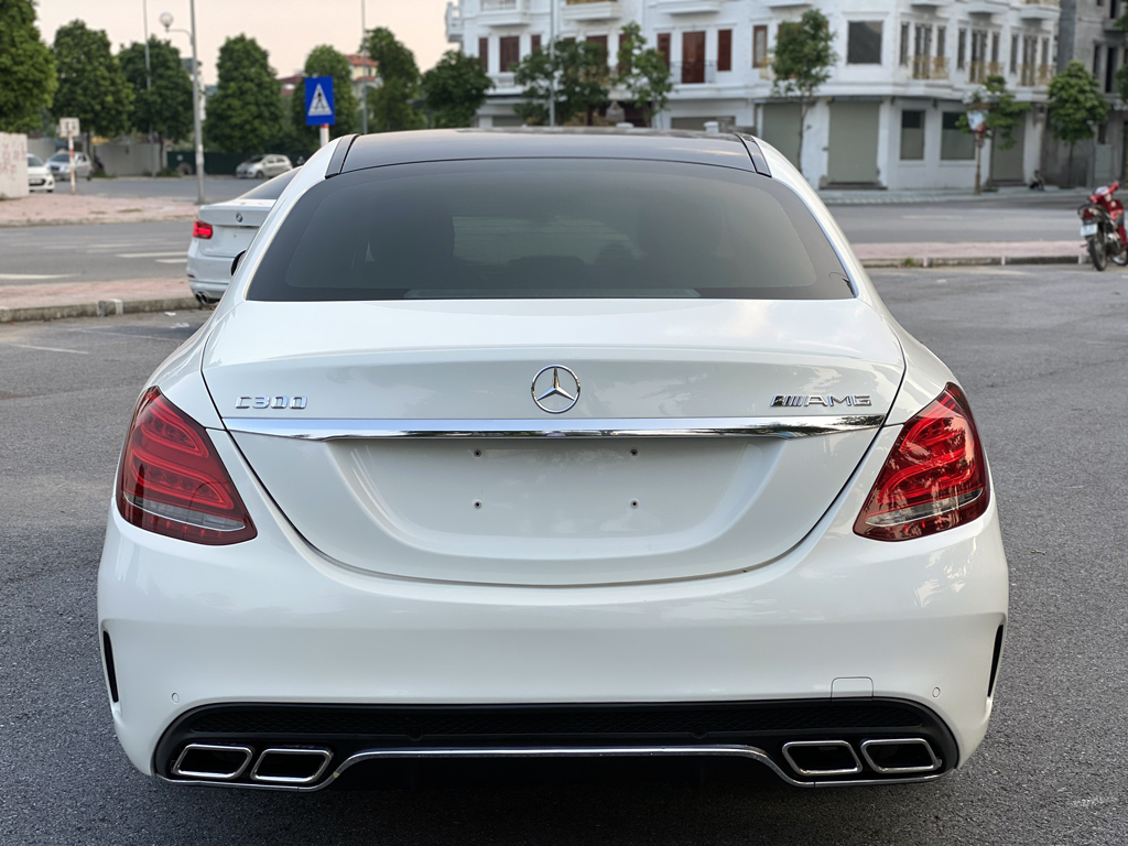 Mercedes C300 AMG 2016