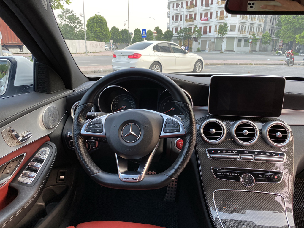 Mercedes C300 AMG 2016