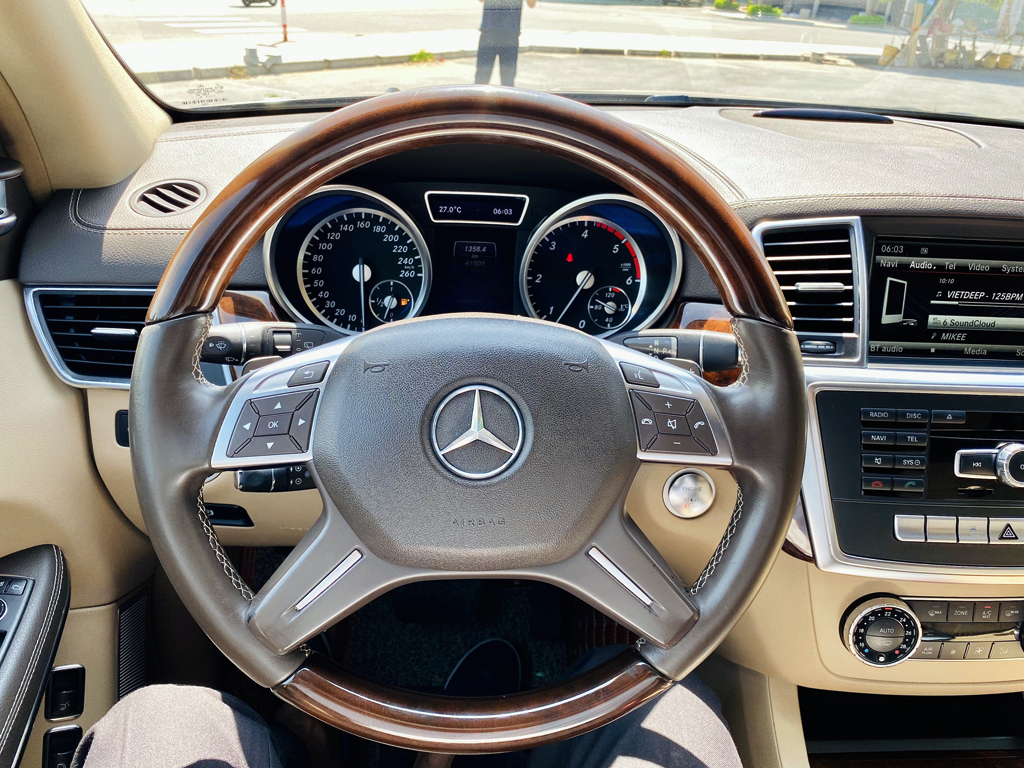 Mercedes GL350D Nâu 2014