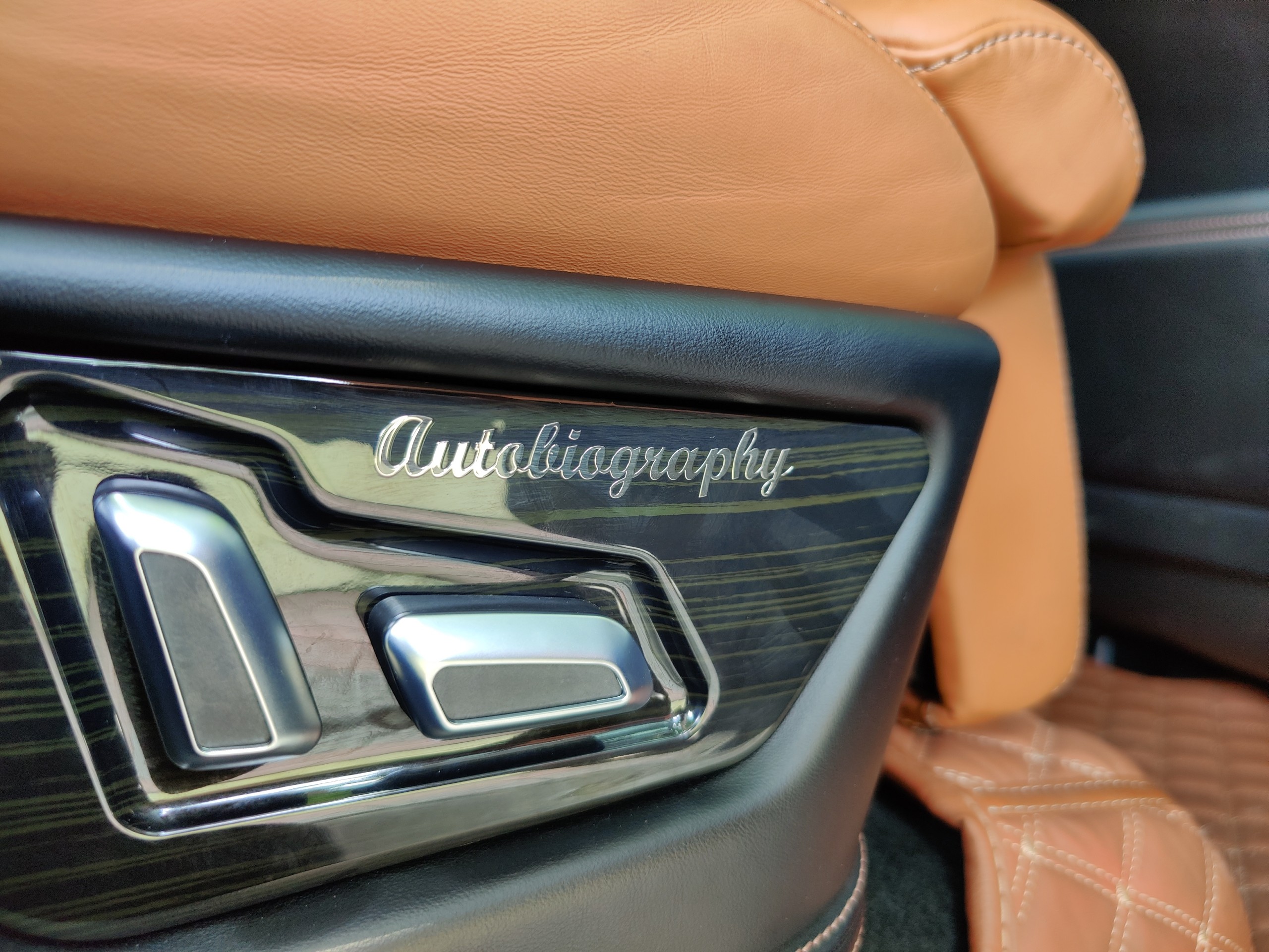 Lexus 570 MBS 2019 Đen