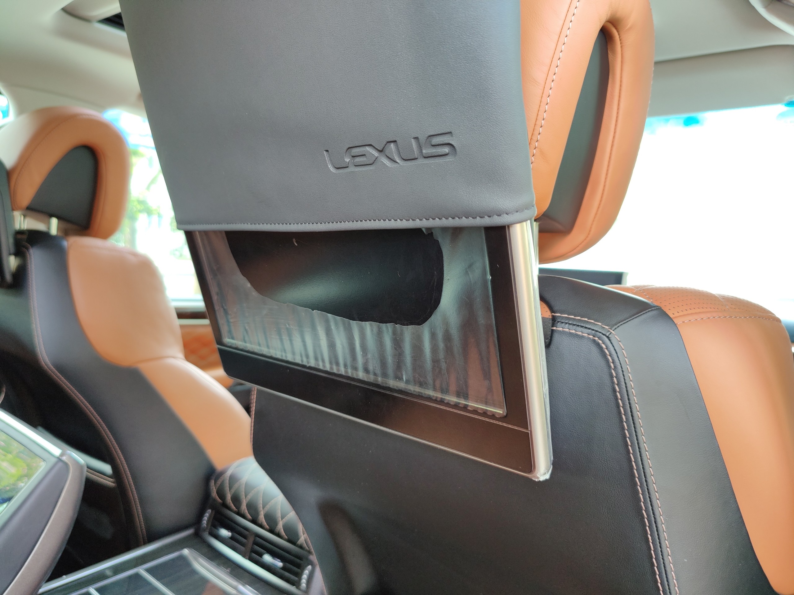Lexus 570 MBS 2019 Đen