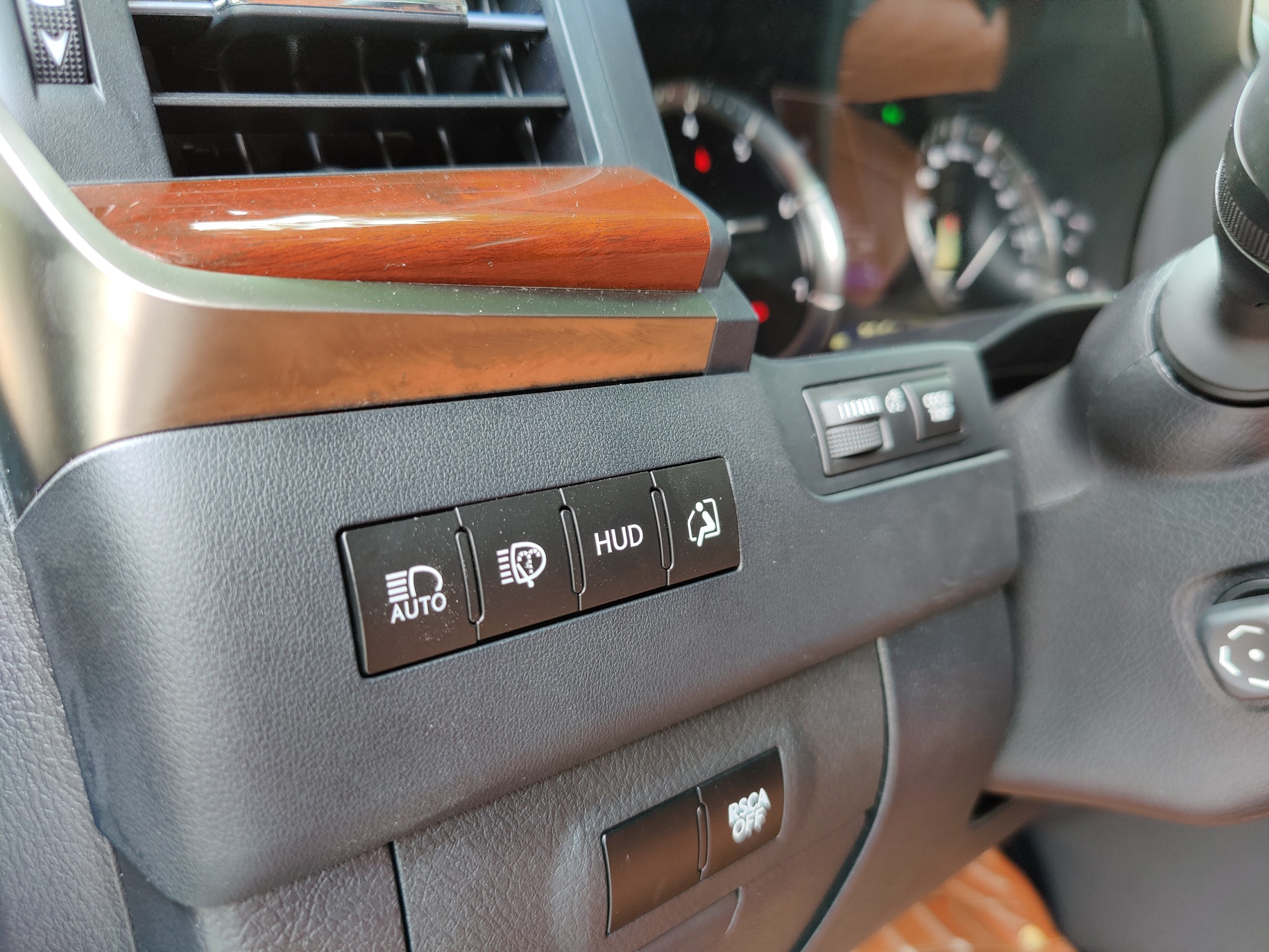 Lexus 570 MBS 2019 Đen