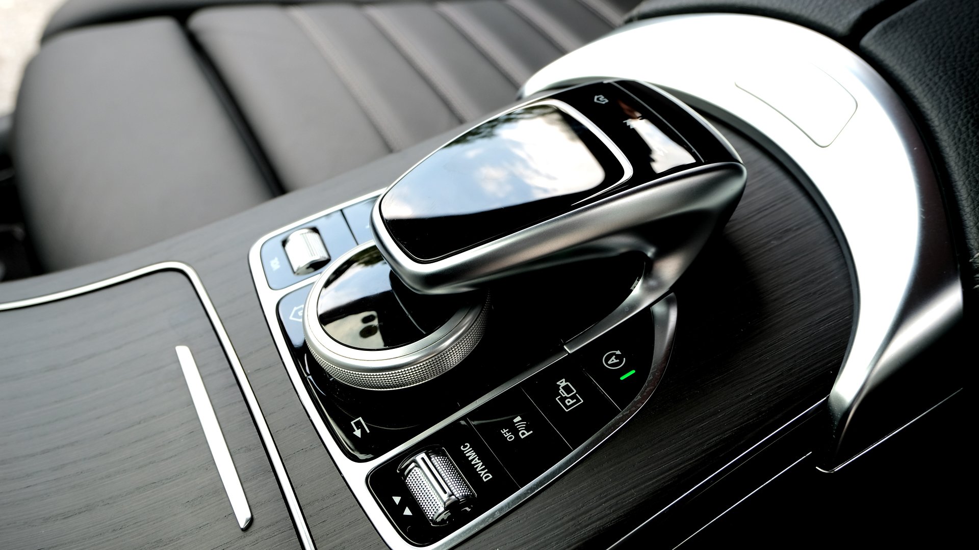 Mercedes C300 AMG 2019 Đen