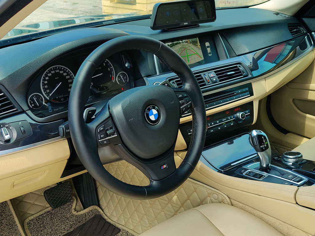 BMW 520i 2016 Đen