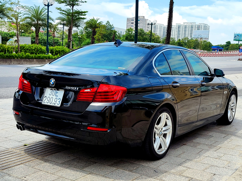 BMW 520i 2016 Đen