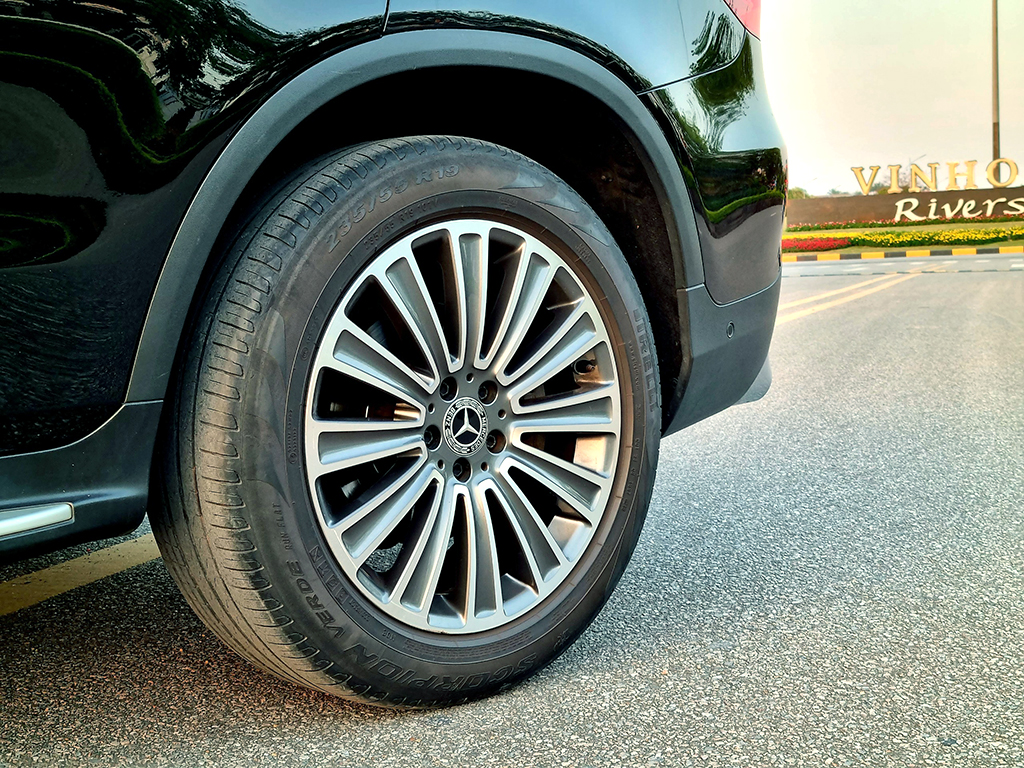 Mercedes GLC 250 2018 Đen