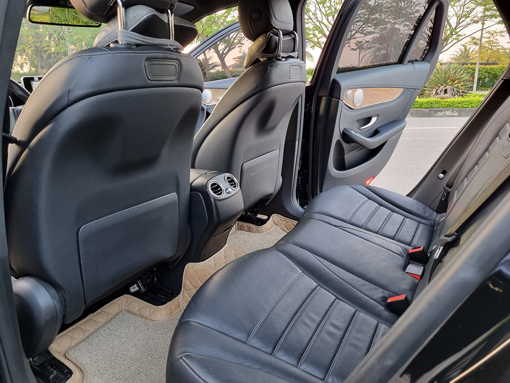 Mercedes GLC 250 2018 Đen