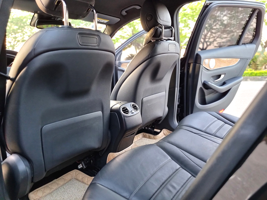 Mercedes GLC 250 2018 Đen